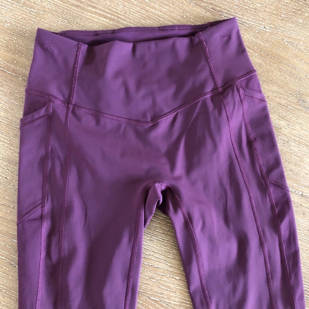 Lululemon maroon leggings size 8